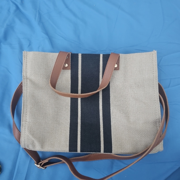 Crossbody Tote - Picture 1 of 3